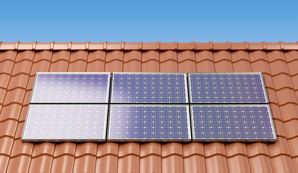 paneles solares sobre una casa